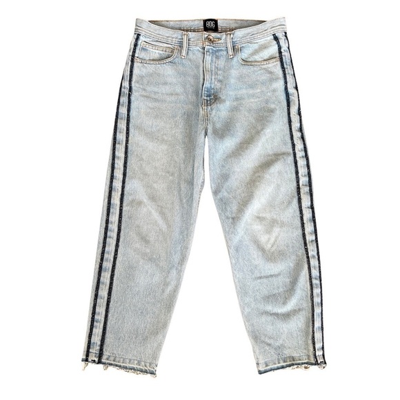 Urban Outfitters BDG Light Wash Denim Straight Leg Cropped Jeans Size 29 - Picture 1 of 8